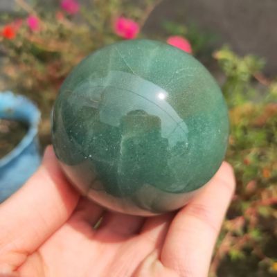 Aventurine-verte-pierre-semi-précieuse-boule-de-cristal