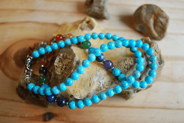 Collier turquoise 7 chakras