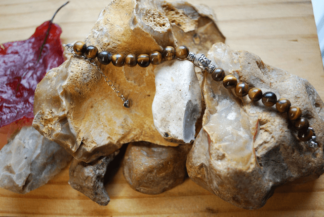 Bracelet pendentif tête de bouddha, œil de tigre