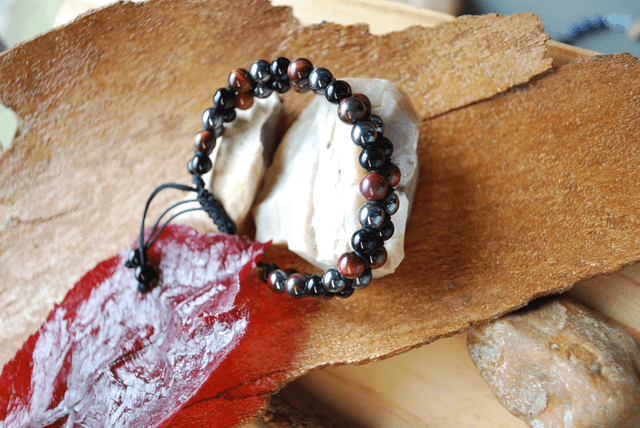 Bracelet pont énergétique : obsidienne, grenat almandin et hématite