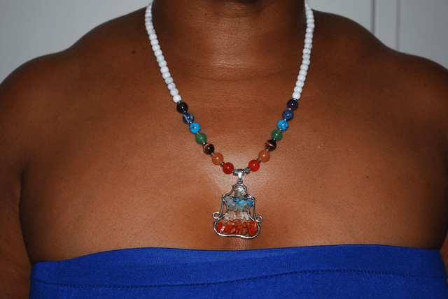 Collier howlite 7 chakras