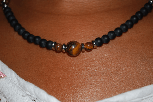 Collier œil de tigre et shungite