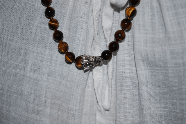 Collier en onyx et en œil de tigre 