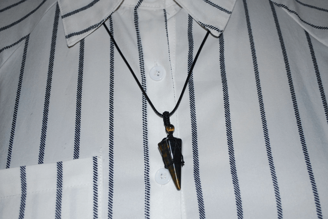 Collier pointe œil de tigre