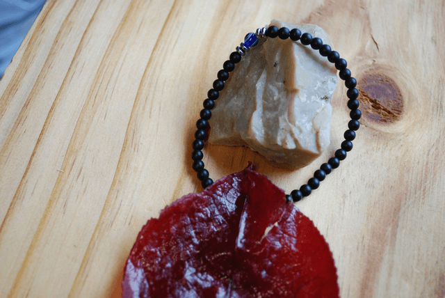 Bracelet en shungite avec œil de fatima
