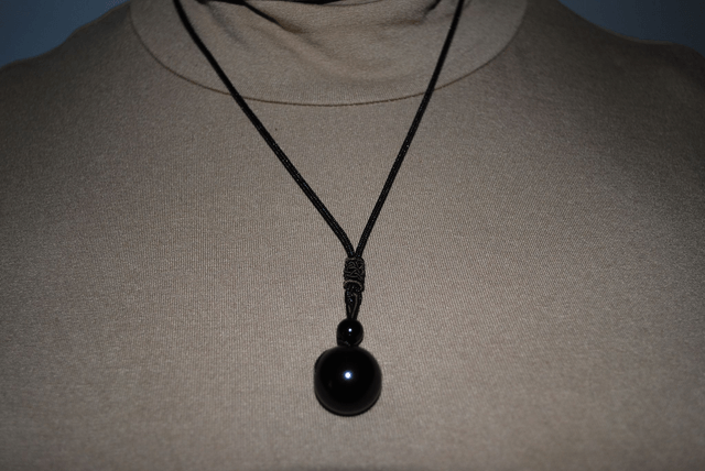 Collier boule d'obsidienne