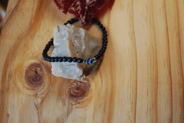 Bracelet en shungite avec œil de fatima