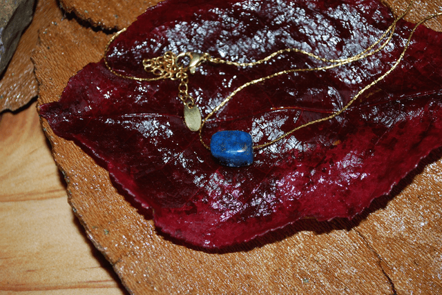 Collier solitaire lapis-lazuli
