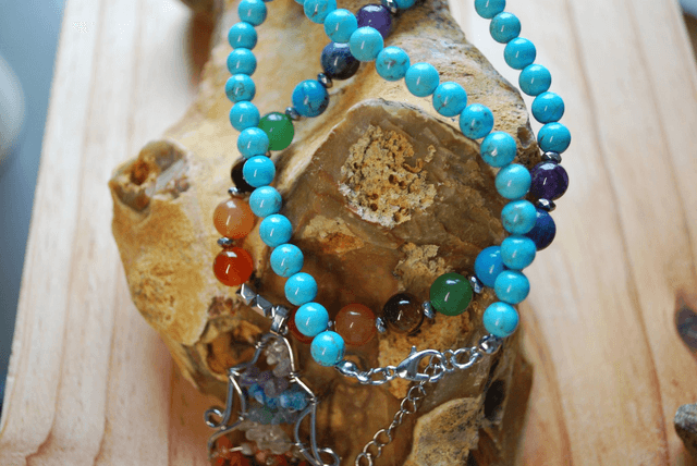 Collier turquoise 7 chakras