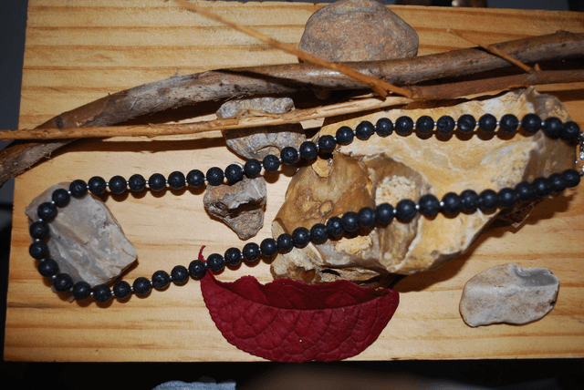 Collier pierre de lave