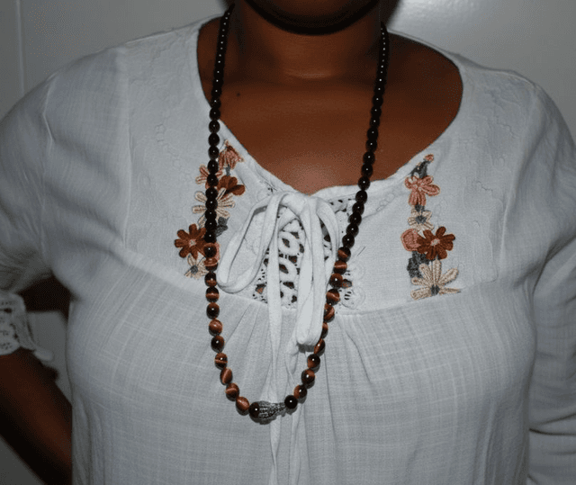 Collier en onyx et en œil de tigre 