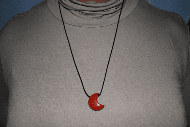 Collier pendentif jaspe rouge