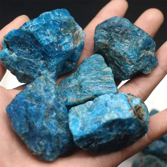 Lithothérapie-pierres-bleues-pierre-apatite-bleue