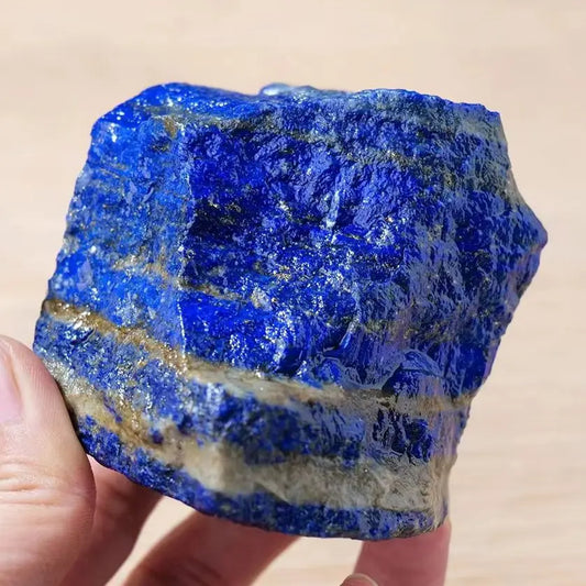 Pierre-bleue-foncée-pierre-lapis-lazuli