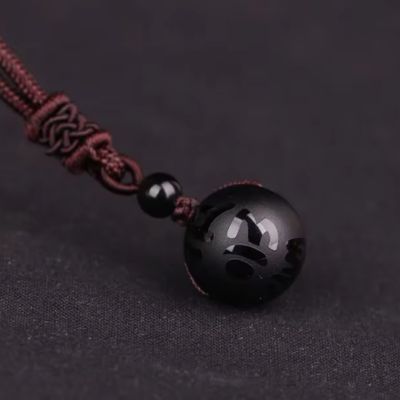 Obsidienne-pierre-collier